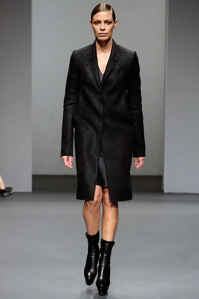 Look 19